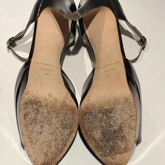 Brian Atwood gold platform pumps 38 - Picture 5 of 5